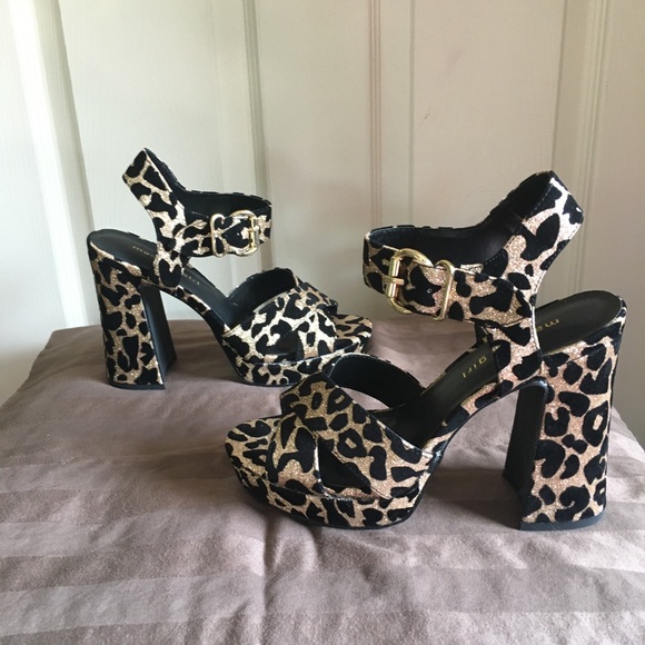 Madden Girl Shoes - madden girl - Cherre Platform Sandal - Sz 7.5 NIB